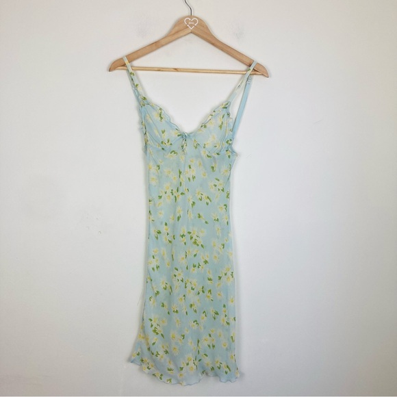 Moschino Other - Moschino 100% silk pale blue with white and yellow chiffon bias cut slip. M